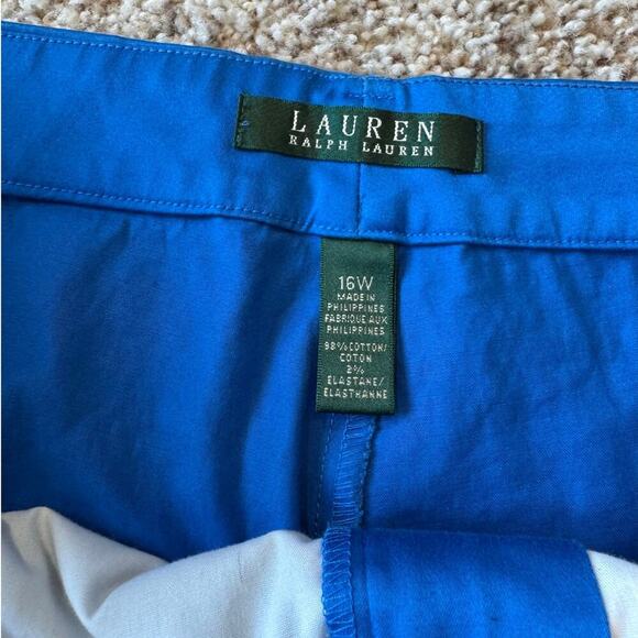 LAUREN, RALPH LAUREN WOMENS shorts, size 16 W, Blue - Picture 3 of 7